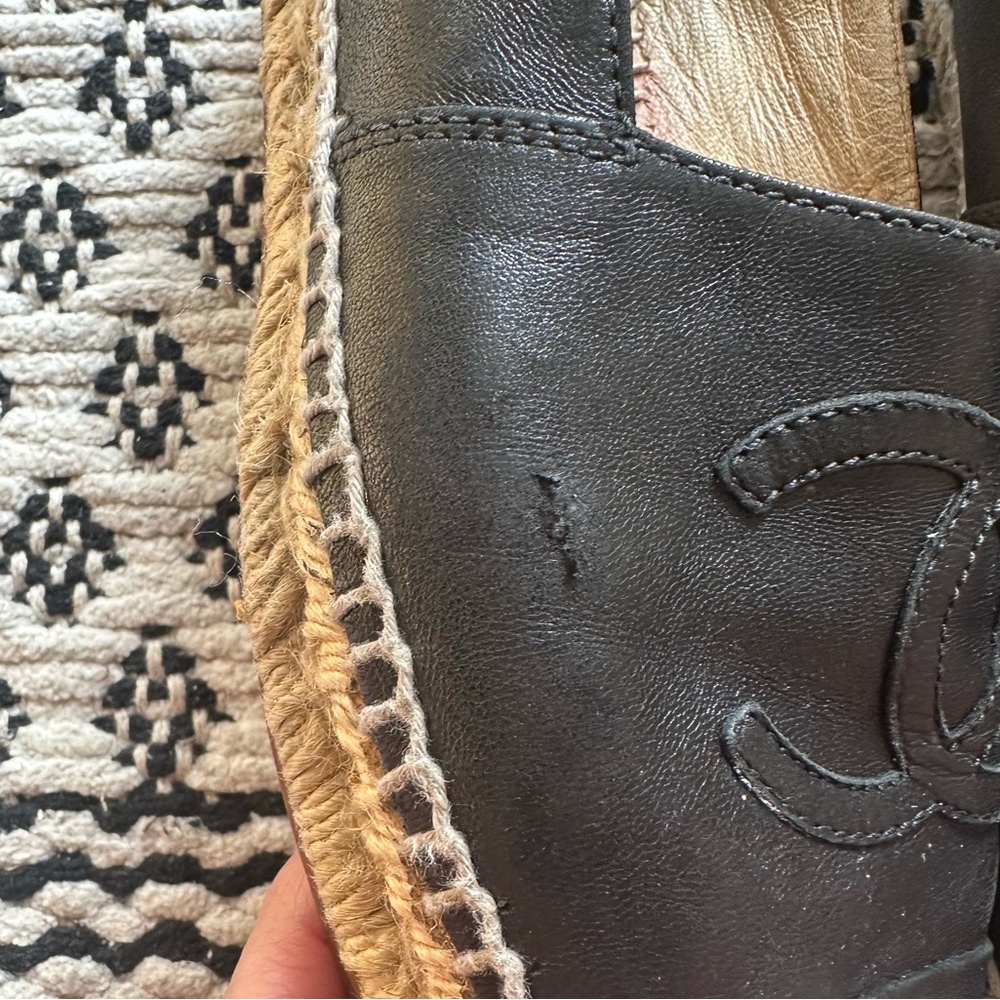 Chanel black lambskin espadrilles size 37 - Picture 13 of 13